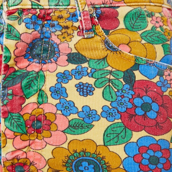 MOTHER Track & Flower Fields Flare Jeans – NWT – Size 27 - Picture 5 of 5